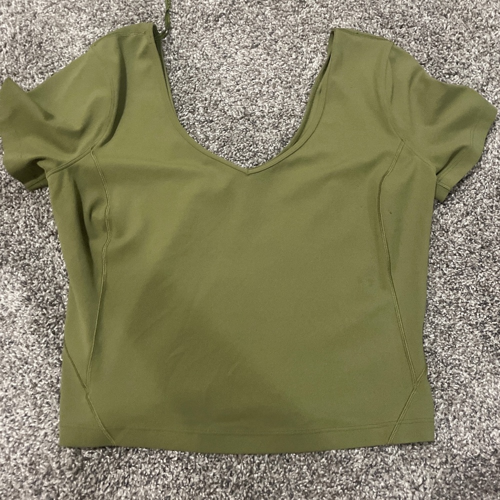 Lululemon workout top